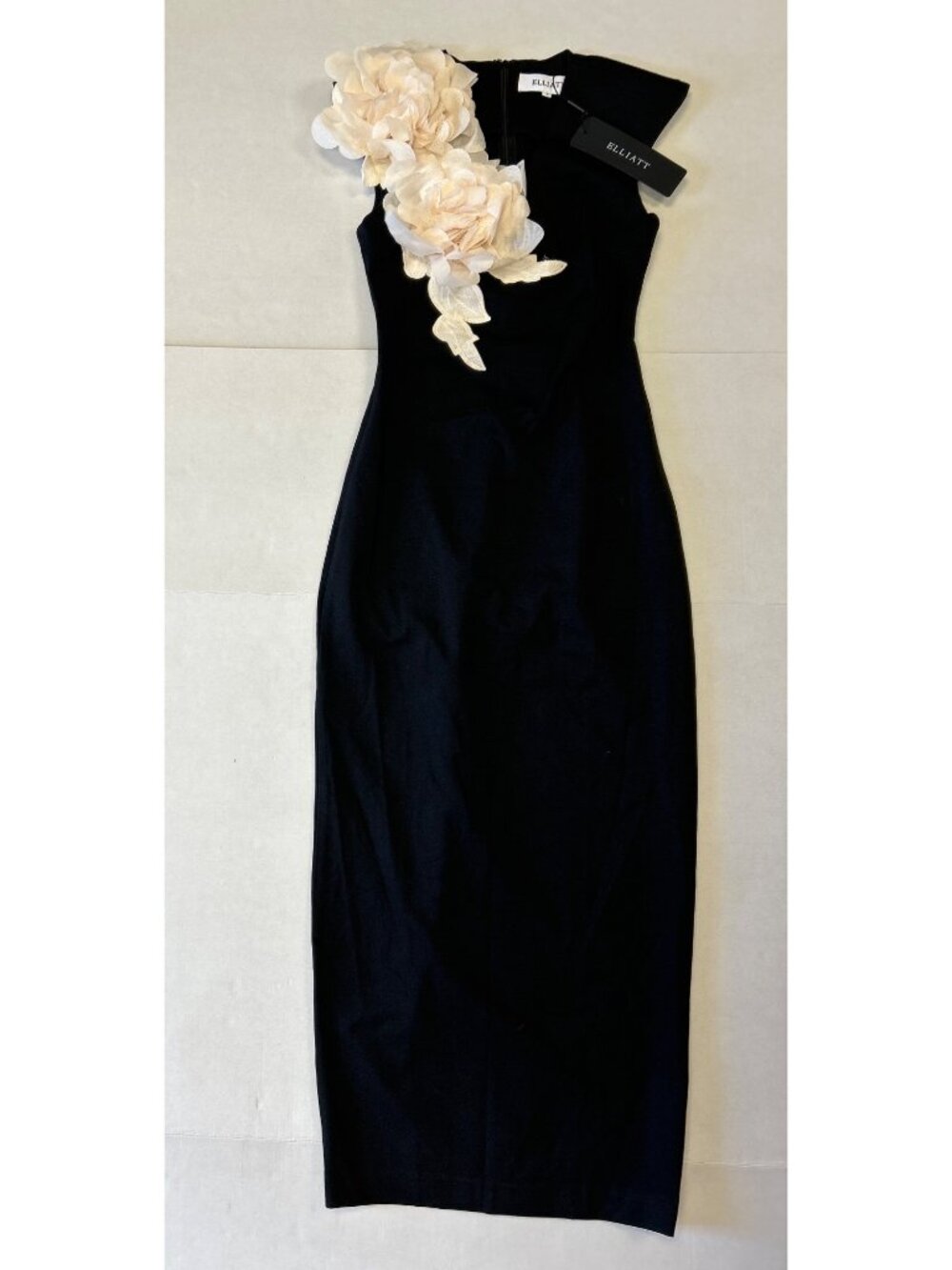 ELLIATT Zahara Gown Black Size Small NWT - Picture 5 of 12